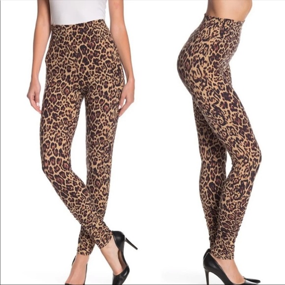 Socialite Pants - Socialite Leopard Print Ruched Leggings Size Small NWT